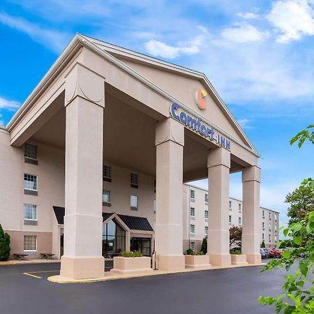 Comfort Inn St Louis - Westport Event Center Maryland Heights Exterior photo
