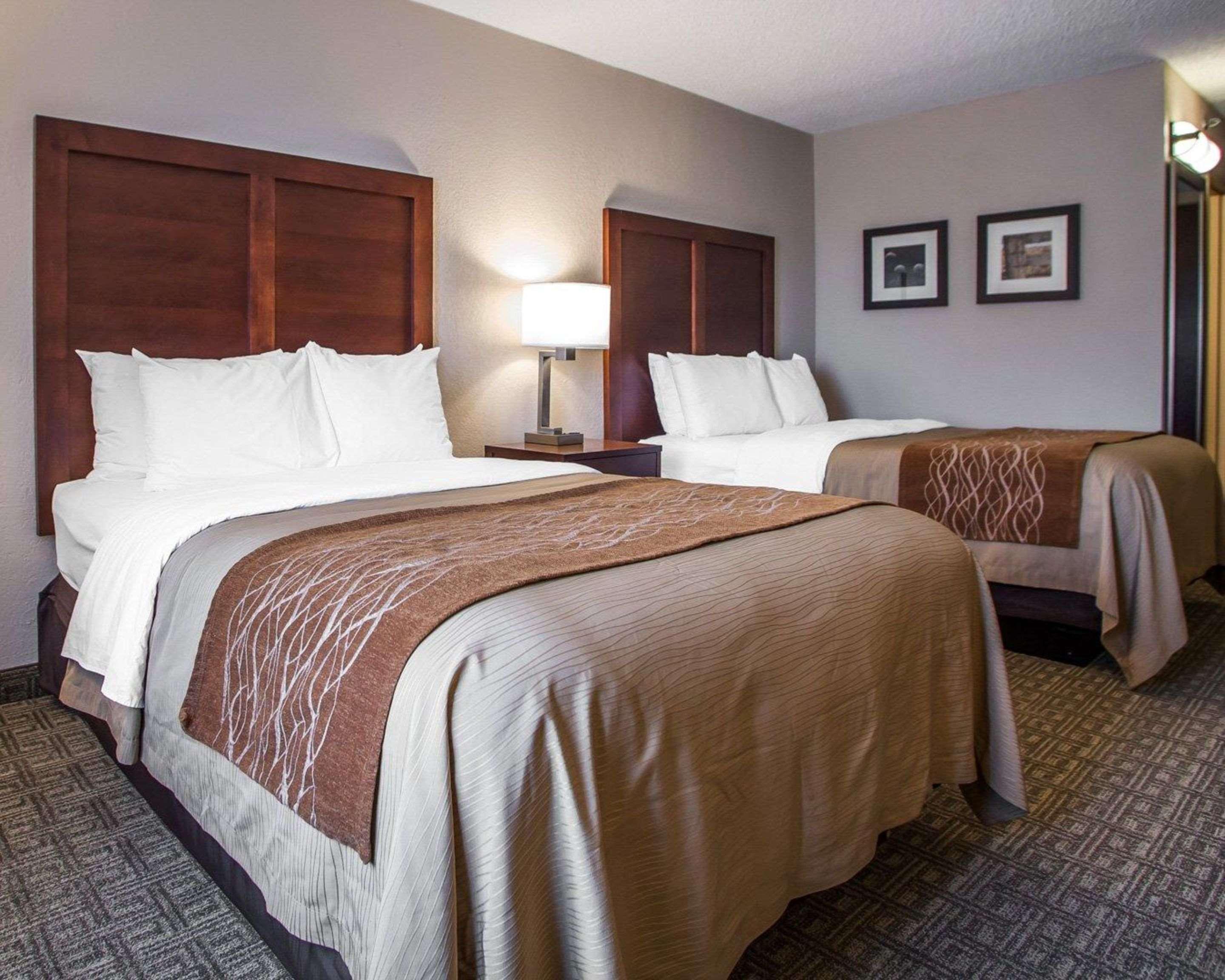 Comfort Inn St Louis - Westport Event Center Maryland Heights Exterior photo
