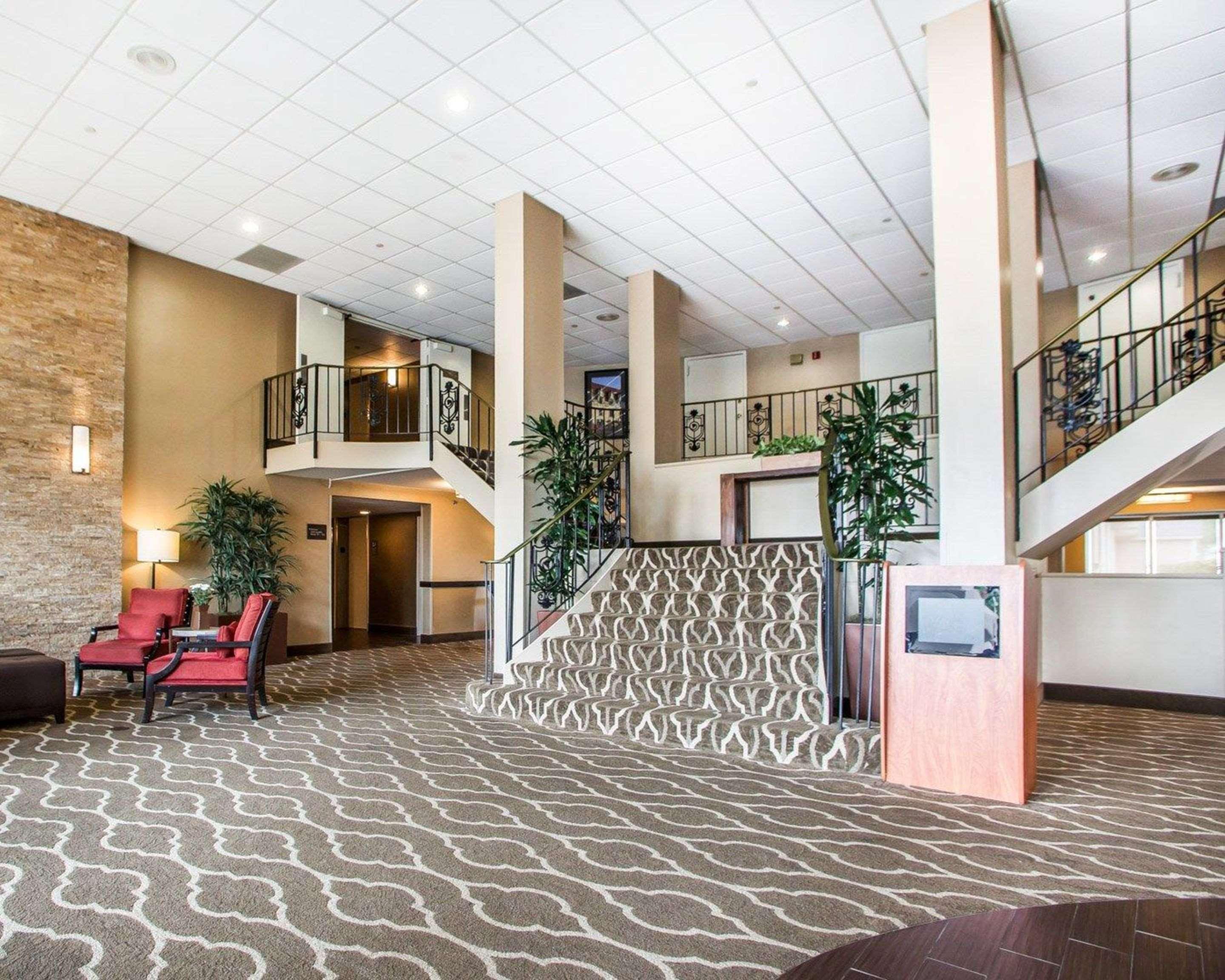 Comfort Inn St Louis - Westport Event Center Maryland Heights Exterior photo