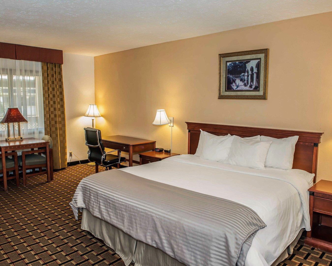 Comfort Inn St Louis - Westport Event Center Maryland Heights Exterior photo